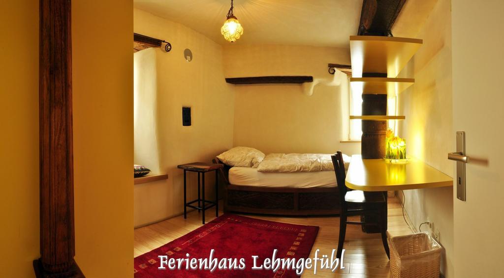 Lehmgefuehl, Design Vier, La Petite Maison Trier Exterior photo